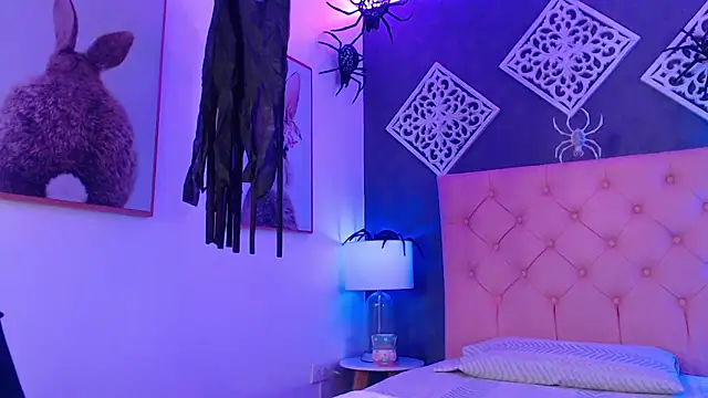 Maia Reficco online show from 10-20-25, 12:17