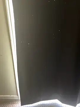 aussiepeaches online show from 11-17-25, 02:37