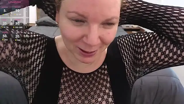 aussiepeaches online show from 04-29-26, 02:38