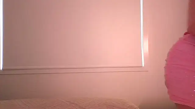 aussiepeaches online show from 05-18-26, 02:12