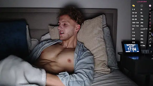 DominantAlex18 online show from 12-20-25, 05:05