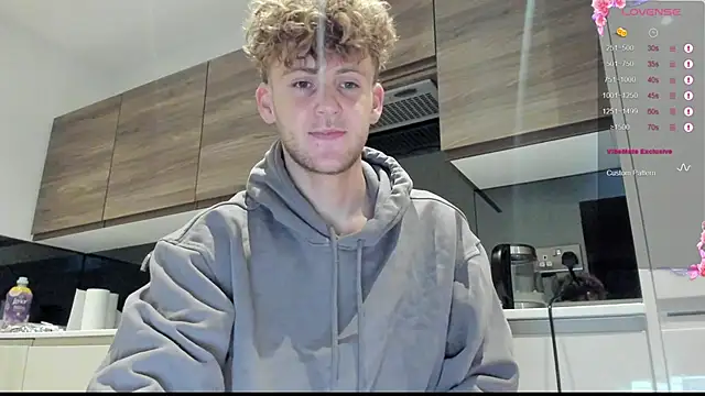 DominantAlex18 online show from 12-23-25, 05:07