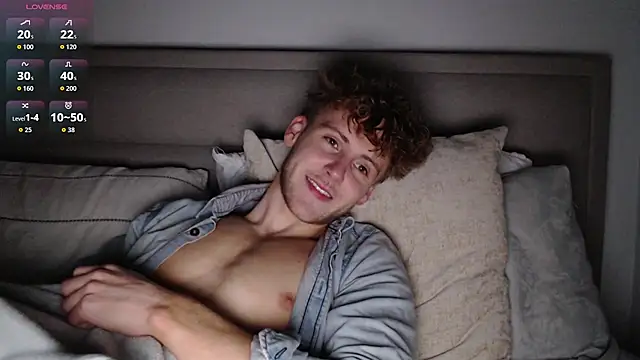 Snapshot of DominantAlex18 chatting on 03-07-26, 04:23 DominantAlex18 online show from 03-07-26, 04:23