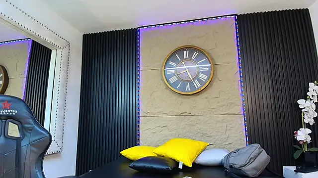 Lean Portman online show from 06-13-26, 04:05