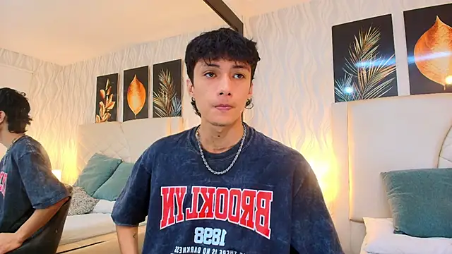 Lean Portman online show from 04-20-26, 02:40