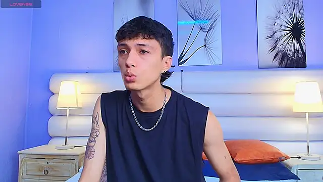 Lean Portman online show from 03-18-26, 03:03