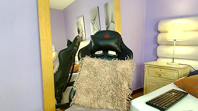 Lean Portman online show from 03-30-26, 02:18