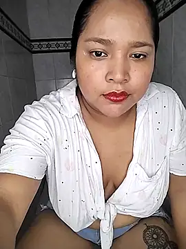 Angelly ricura online show from 12-18-25, 03:16