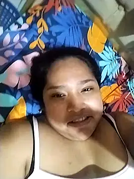 Angelly ricura online show from 11-22-25, 01:43