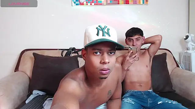 SpicyBoys X online show from 04-12-26, 10:13