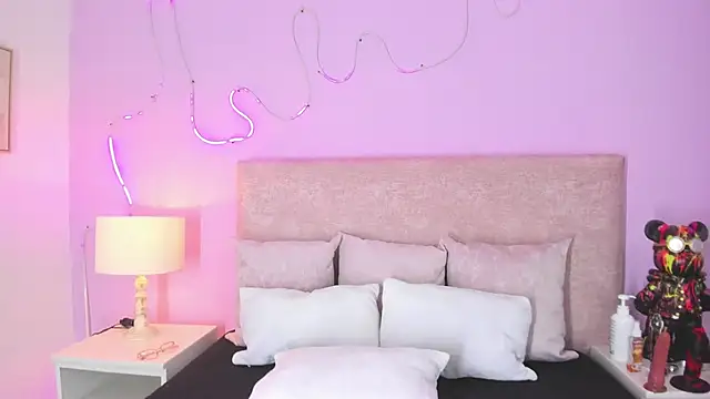 EmaRae1499 online show from 11-27-25, 07:47