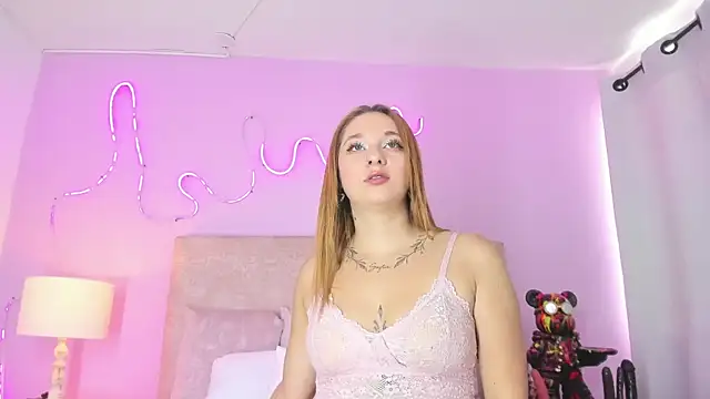 EmaRae1499 online show from 11-19-25, 04:40