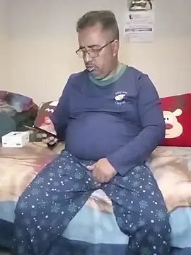 HomHot47 online show from 12-21-25, 06:37