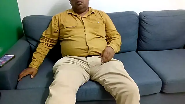 HomHot47 online show from 10-24-25, 02:32