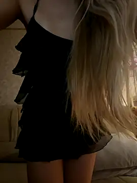 Nikihot   online show from 10-12-25, 10:11