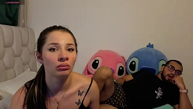 Snapshot of 0ne_0f_0ne chatting on 06-19-26, 01:11 0ne 0f 0ne online show from 06-19-26, 01:11