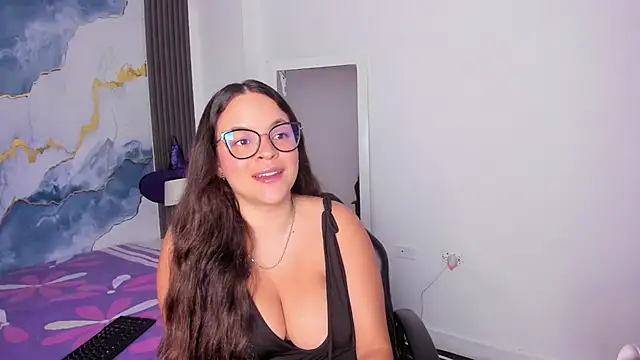 KateMoorex online show from 10-27-25, 12:06