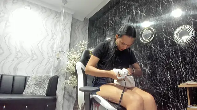 Nicollemillf online show from 01-14-26, 09:18