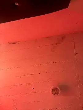 Wenlop online show from 10-20-25, 05:46