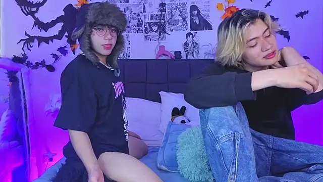 Snapshot of Vamps_Lovers chatting on 10-30-25, 12:47 Vamps Lovers online show from 10-30-25, 12:47