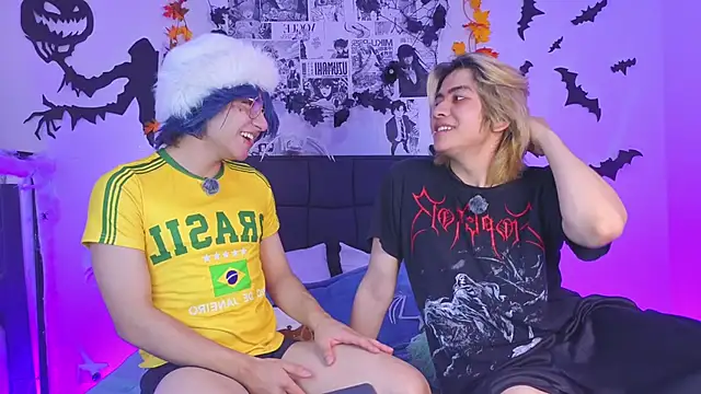 Snapshot of Vamps_Lovers chatting on 10-25-25, 01:34 Vamps Lovers online show from 10-25-25, 01:34