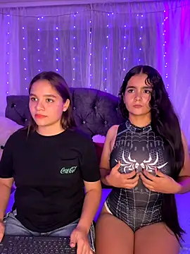 Ashley and Zoe online show from 09-13-25, 12:10