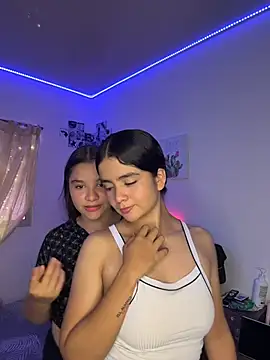 Ashley and Zoe online show from 04-05-26, 05:08