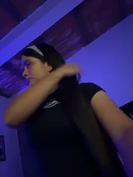 Ashley and Zoe online show from 11-26-25, 09:59