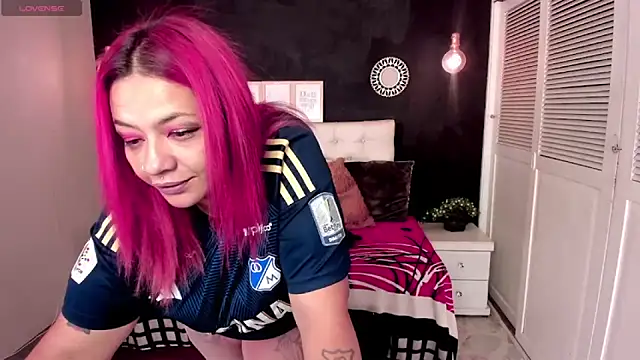 Eva hot 1 online show from 05-09-26, 01:14