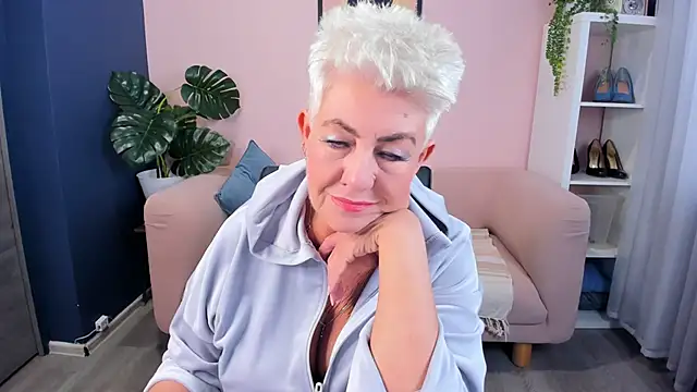 HotandMature online show from 09-29-25, 08:10