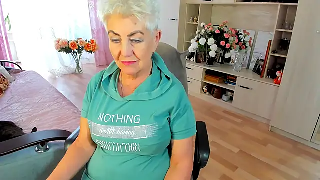 HotandMature online show from 03-23-26, 11:32