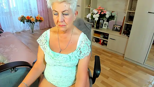 HotandMature online show from 03-05-26, 09:17