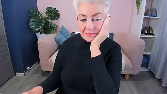 HotandMature online show from 09-30-25, 07:58