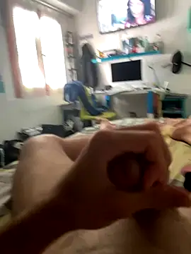 LucaHoot online show from 10-08-25, 01:34