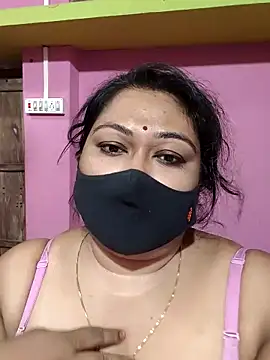 Snapshot of hotbhabhi011 chatting on 06-14-26, 12:29 hotbhabhi011 online show from 06-14-26, 12:29