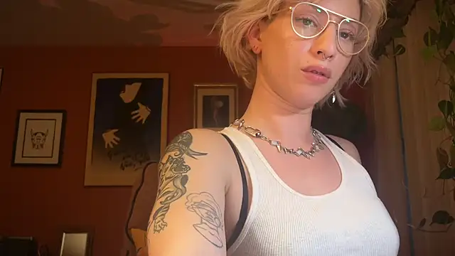 odessa-thorne online show from 01-07-26, 07:24