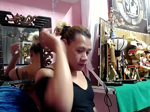 Snapshot of Gddss_Cummer chatting on 09-28-25, 12:23 Gddss Cummer online show from 09-28-25, 12:23