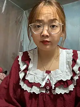 July-y online show from 10-18-25, 01:18