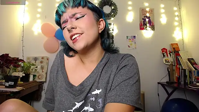 AlmaNanax online show from 12-21-25, 02:13