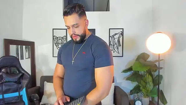 Justin kingX7 online show from 02-07-26, 01:46