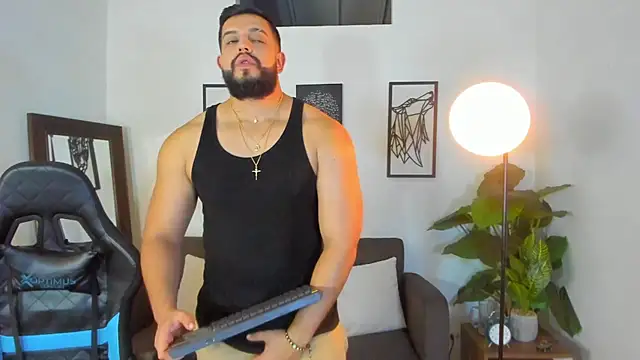 Justin kingX7 online show from 03-05-26, 02:19