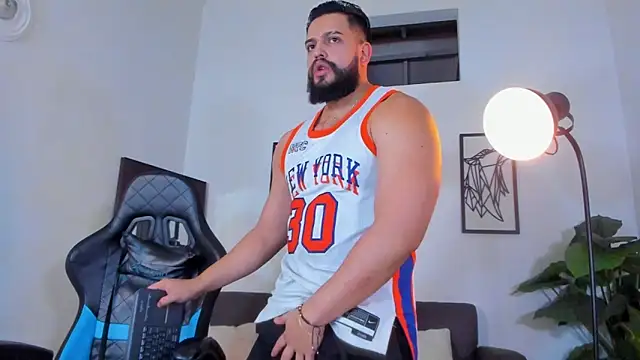 Justin kingX7 online show from 05-09-26, 04:49