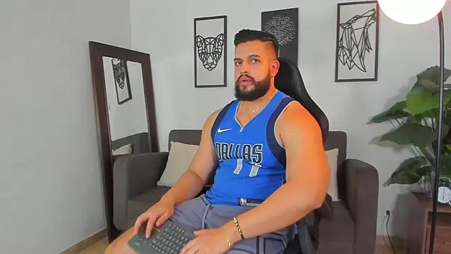 Justin kingX7 online show from 04-10-26, 04:08