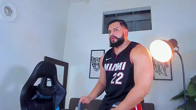 Justin kingX7 online show from 05-21-26, 04:32