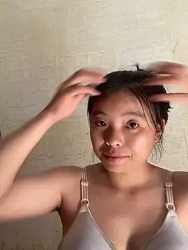 Snapshot of viluna chatting on 10-12-25, 05:31 viluna online show from 10-12-25, 05:31