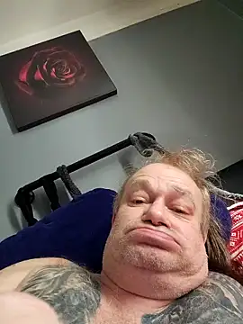 MysteriousToy4 online show from 09-19-25, 02:10