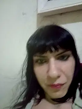 Snapshot of Lea9816 chatting on 09-21-25, 05:29 Lea9816 online show from 09-21-25, 05:29