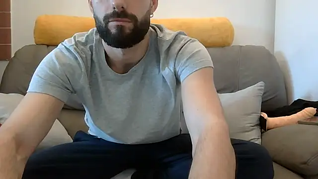 Amicisegreti online show from 02-19-26, 12:46