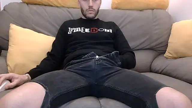 Amicisegreti online show from 12-20-25, 09:28