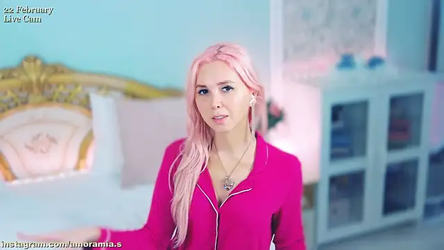 Amoramias online show from 02-22-26, 05:25